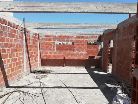 Terreno en Venta 8  mts Frente