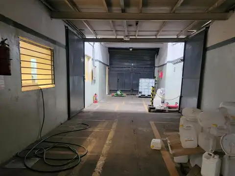 Oficina en Venta con 2 cocheras
