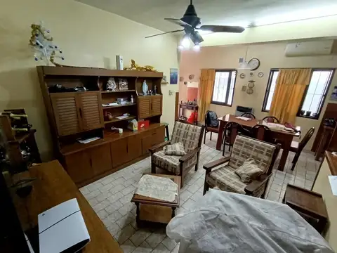 Alquiler Casa 4 Ambientes, Patio, Parrilla, Galeria, Cochera, San Fernando