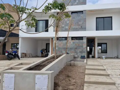 DUPLEX CATEGORIA 3 DORM. 3 BAÑOS EN ETAPA 2 DOCTA