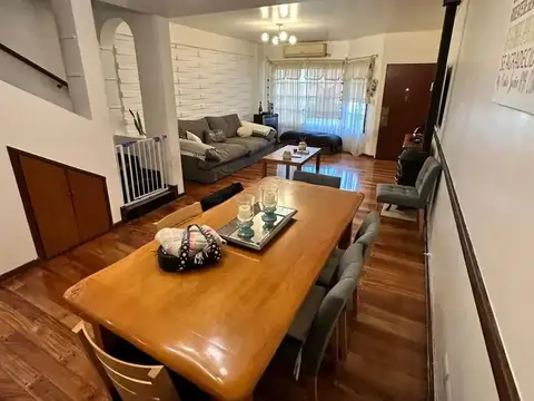 Depto Tipo Casa en Venta de 6 ambientes