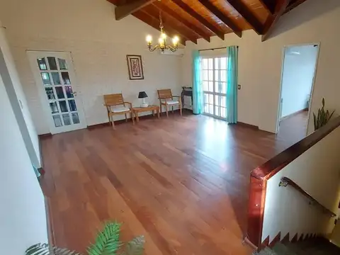 Casa en alquiler - 3 Dormitorios 1 Baño - Quilmes