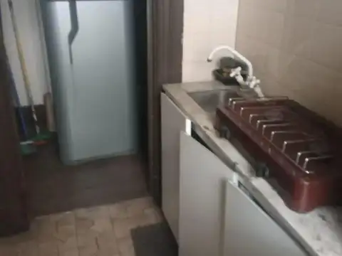 Habitación en alquiler temporario en PH compartido entre 2