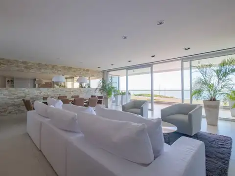 Departamento en Venta de 6 ambientes