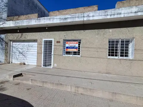 CASA DE 2 DORMITORIOS EN ARGÜELLO
