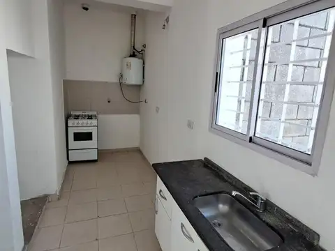Casa en Alquiler con 1 cochera