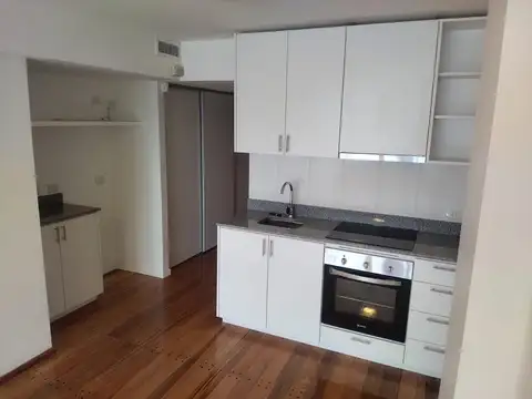Oficina en Alquiler en San Carlos de Bariloche, $ 950.000