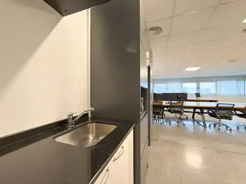 OFICINA SEMICENTRICA EN ALQUILER TANDIL