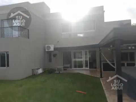 Venta casa en San Isidro Labrador al golf 4 dormitorios con pileta, parrilla con renta hasta 2027