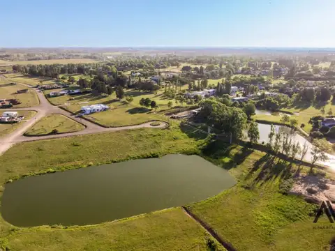 Venta terreno en barrio privado Cavas de La Tahona