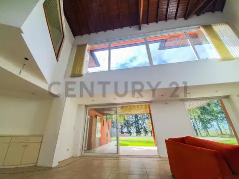 Casa en Venta en Lisandro Olmos Etcheverry, USD 350.000