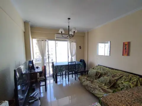 VENTA DEPTO. 2 amb y medio Duplex Boedo c/balcones