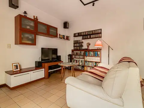 Depto Tipo Casa en Venta al Este