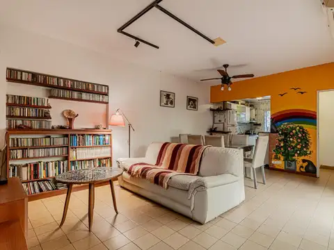 Depto Tipo Casa en Venta 40 años