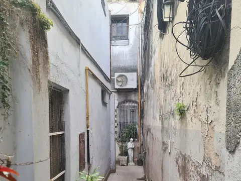 Depto Tipo Casa 4 ambientes con 2 baños