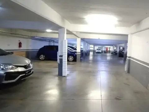 2 COCHERAS FIJAS CUBIERTAS - GAVILAN PLAZA