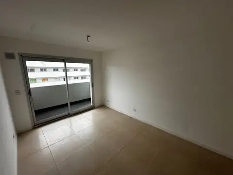 Departamento en Venta en Santos Lugares, USD 75.000