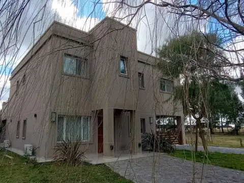 CASA EN VENTA EN HARAS DEL SUR II - RUTA 2 KM 73