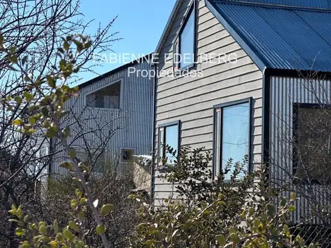 OPORTUNIDAD DE INVERSION! 4 cabañas en block con costa de arroyo  - San martin de los andes