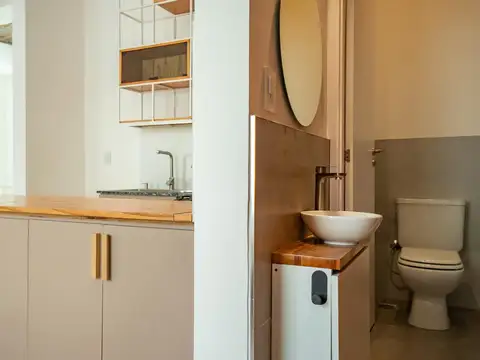 PH en planta alta de 3 dormitorios mas comodin con terraza exclusiva y parrillero.