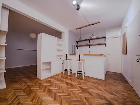 Mono en la mejor cuadra de Cañitas