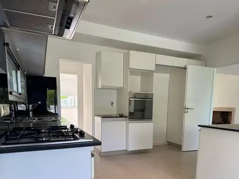 Casa en Alquiler en Alisos