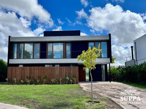 Casa en Venta de 4 dormitorios