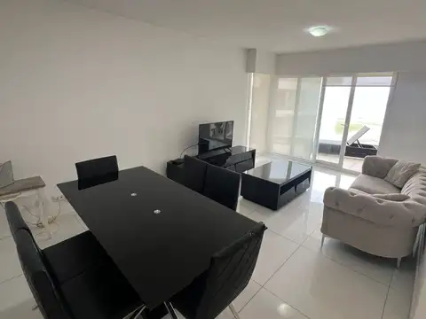 Apartamento en alquiler c/ cochera en Playa Mansa