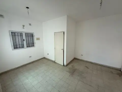 Av. San Martin 900, Piso 1