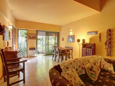 Depto Tipo Casa en Venta 44 años