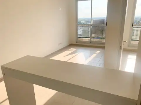 Bv. Avellaneda 1200, Piso 10