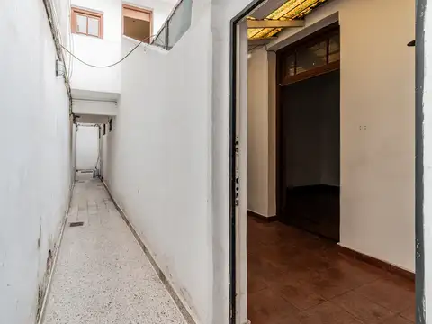 Depto Tipo Casa en Venta en Flores, USD 108.000