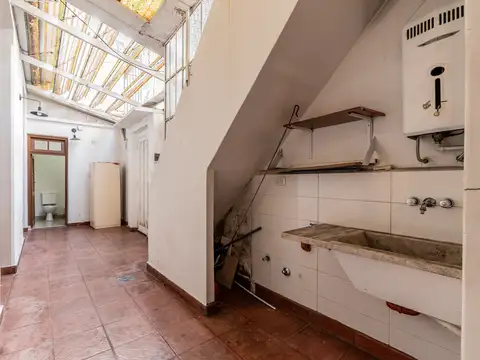 Depto Tipo Casa en Venta 80 años