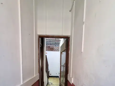 DEPARTAMENTO TIPO CASA USO COMERCIAL SOLAMENTE