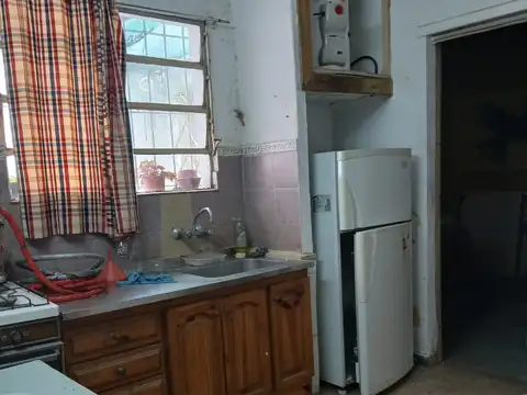 Casa de 3 ambientes con patio, depósito y terraza – Munro