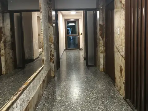 Departamento 7 ambientes con 3 baños