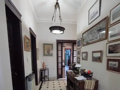 Julio A. Roca al 600