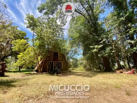 Casaquinta en venta, Av. Kennedy N°143, Barrio El Cazador, Escobar
