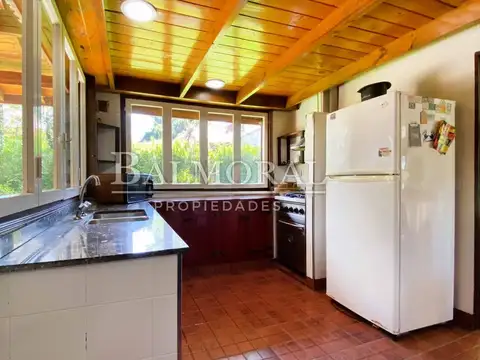 Av. Del Libertador 300