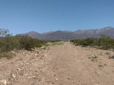 VENTA DE TERRENO-PIEDEMONTE- B° PINAR OESTE