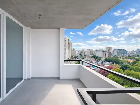 Amplios Monoambientes con Vista Abierta y Gran Balcon Aterrazado - Pileta Piso 13