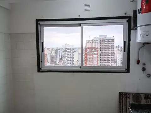 Departamento en Alquiler en Lanús Oeste, $ 650.000