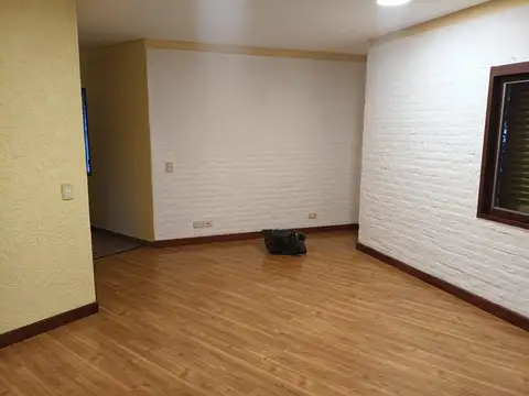Depto Tipo Casa en Alquiler en Villa del Parque, $ 1.100.000
