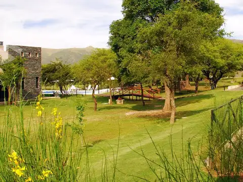 Hotel en Venta en Villa General Belgrano, USD 1.600.000