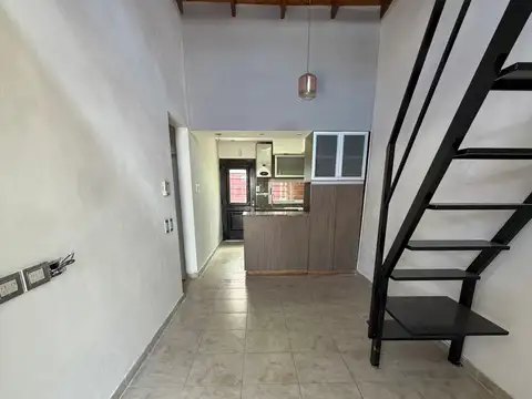 Casa en Alquiler en Quilmes Oeste, $ 630.000