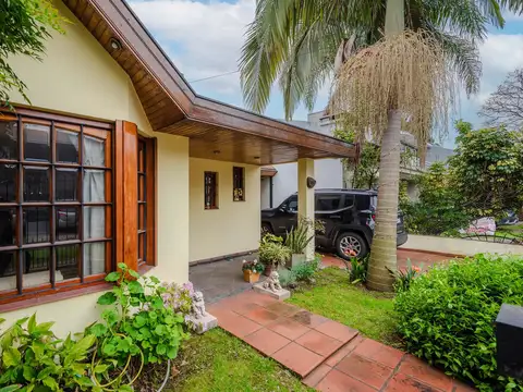 Casa Chalet  en Venta en Temperley, Lomas de Zamora, G.B.A. Zona Sur