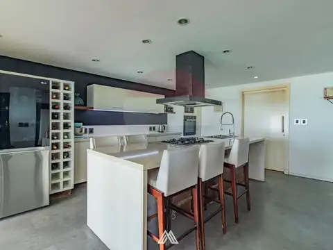 Casa en Venta en Las Piedras, USD 490.000