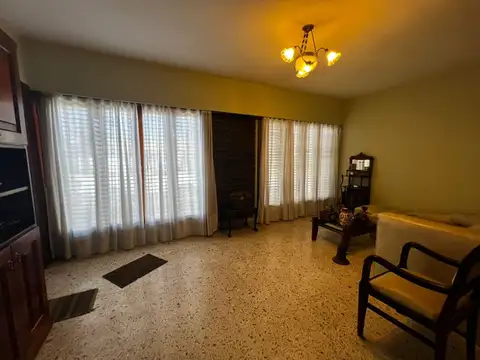 Casa en Venta en General las Heras, USD 149.000