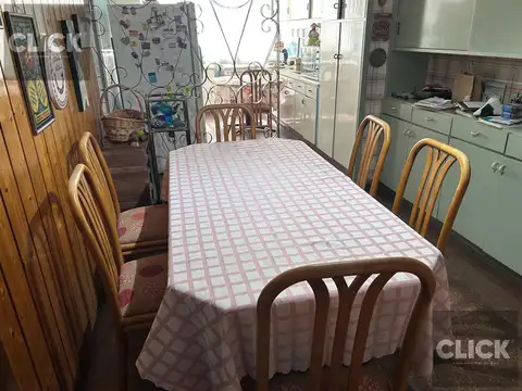 Departamento 5 ambientes con 3 baños