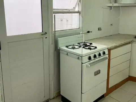 Departamento en Alquiler en Villa del Parque, $ 650.000